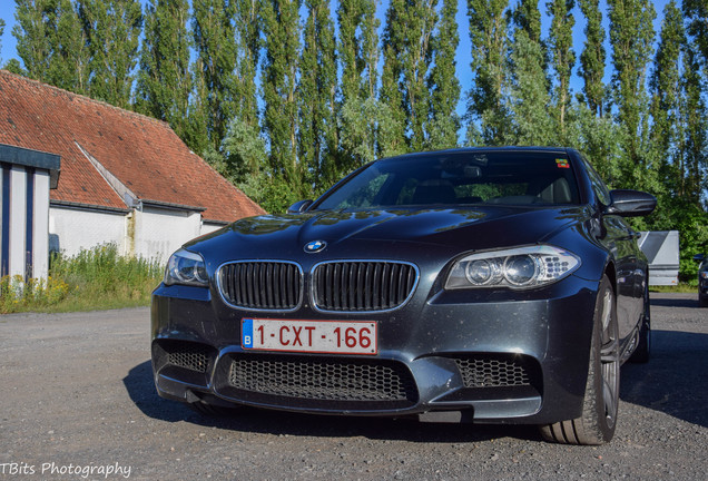 BMW M5 F10 2011