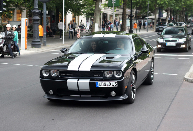 Dodge Challenger SRT-8 392