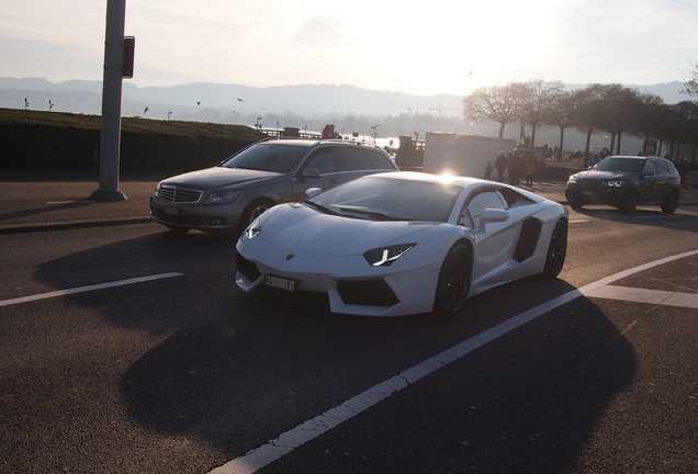 Lamborghini Aventador LP700-4