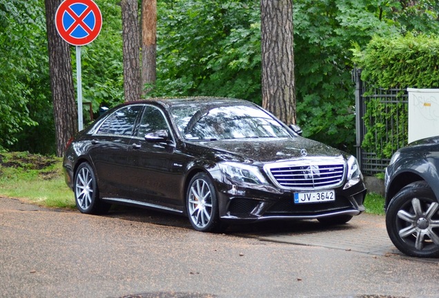 Mercedes-Benz S 63 AMG V222