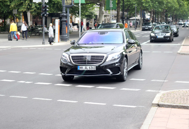 Mercedes-Benz S 63 AMG V222