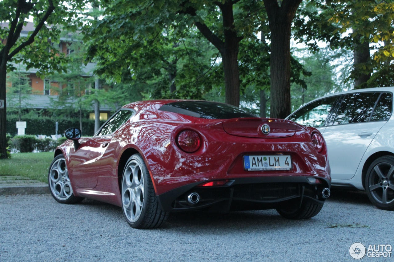 Alfa Romeo 4C Coupé