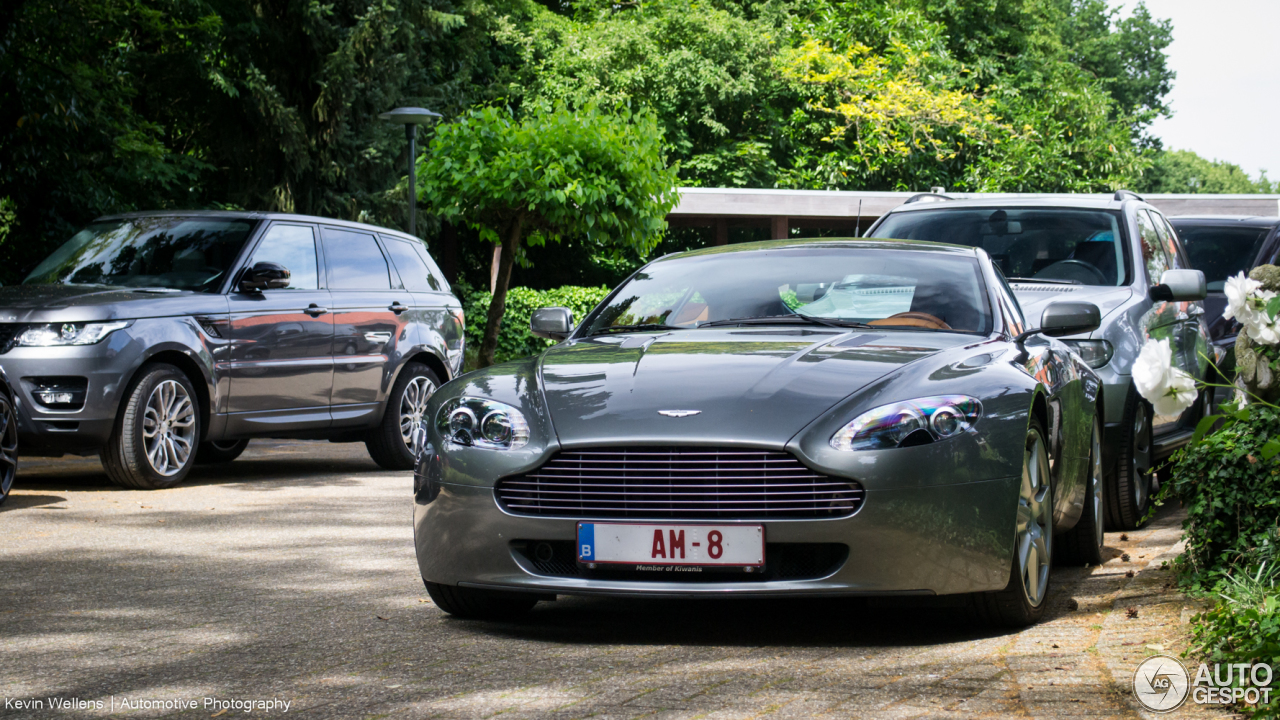 Aston Martin V8 Vantage