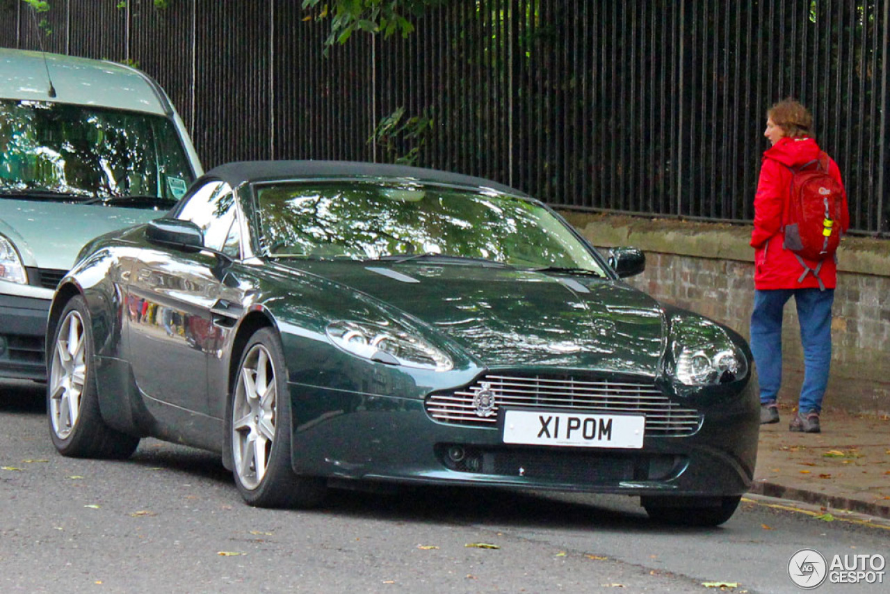 Aston Martin V8 Vantage Roadster