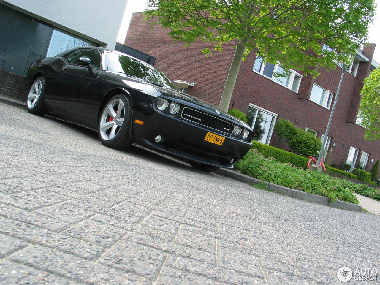 Dodge Challenger SRT-8