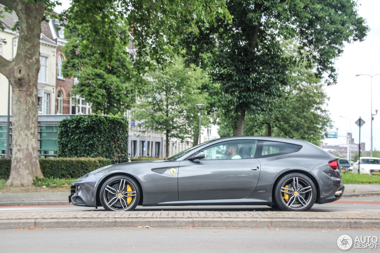 Ferrari FF