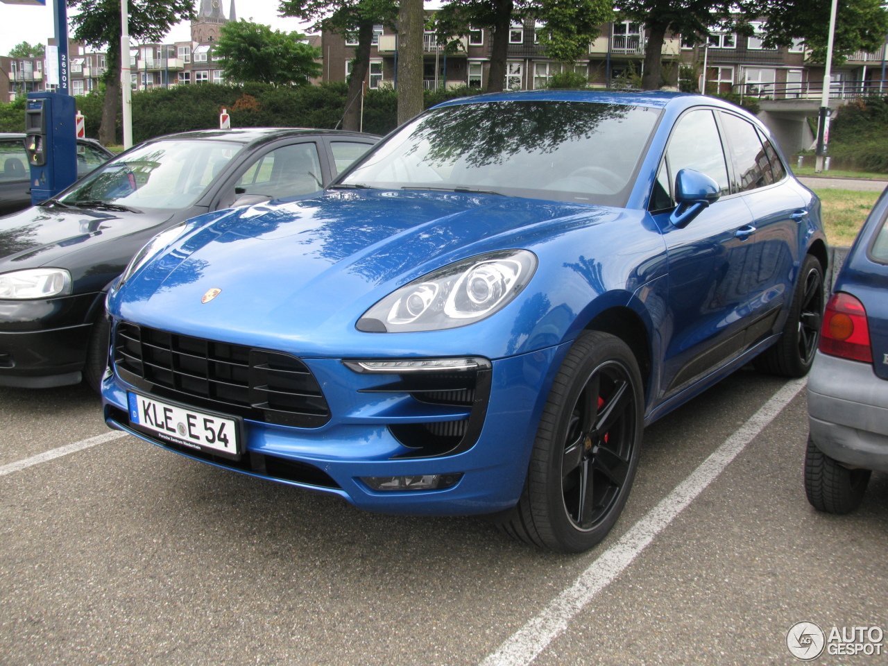 Porsche 95B Macan Turbo