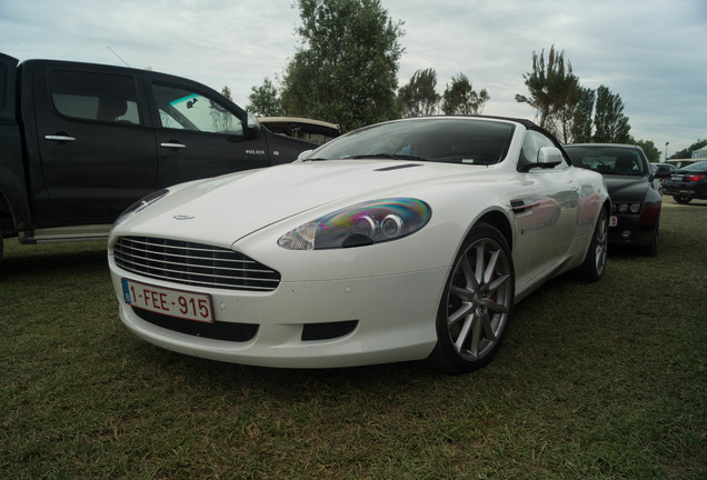 Aston Martin DB9 Volante