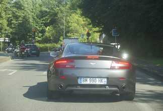 Aston Martin V8 Vantage