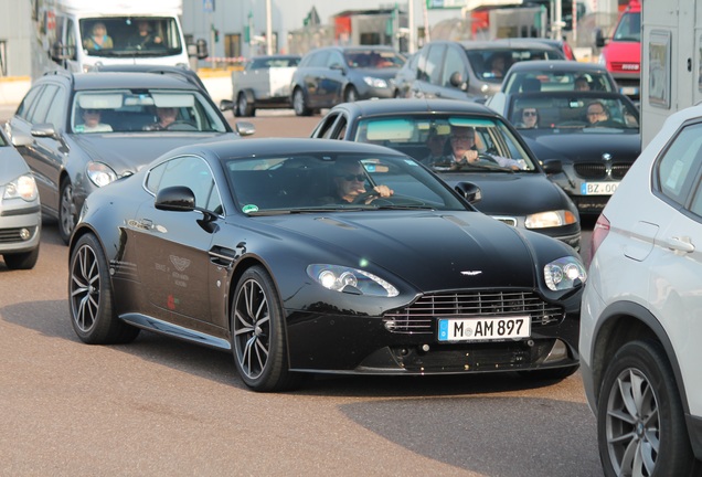 Aston Martin V8 Vantage S