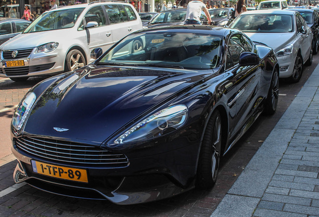 Aston Martin Vanquish 2013