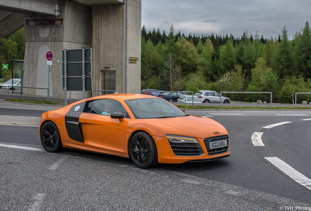 Audi R8 V10 Plus 2013