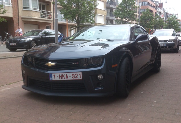 Chevrolet Camaro ZL1 2014