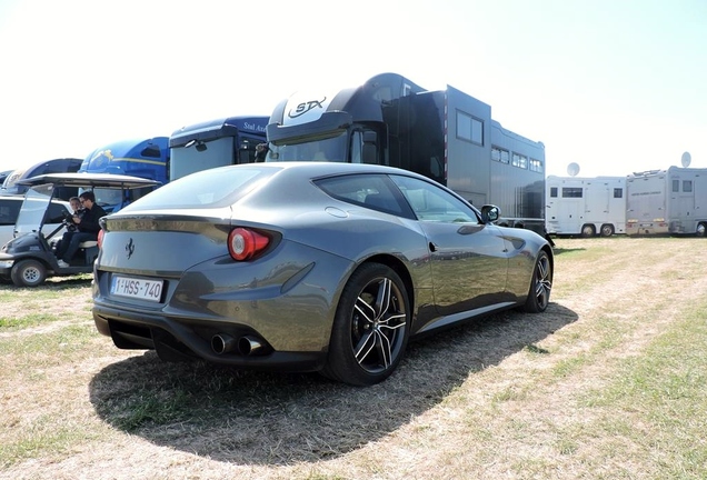 Ferrari FF