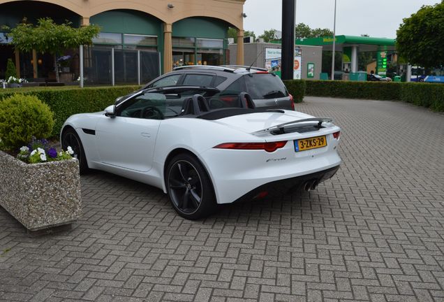 Jaguar F-TYPE S Convertible