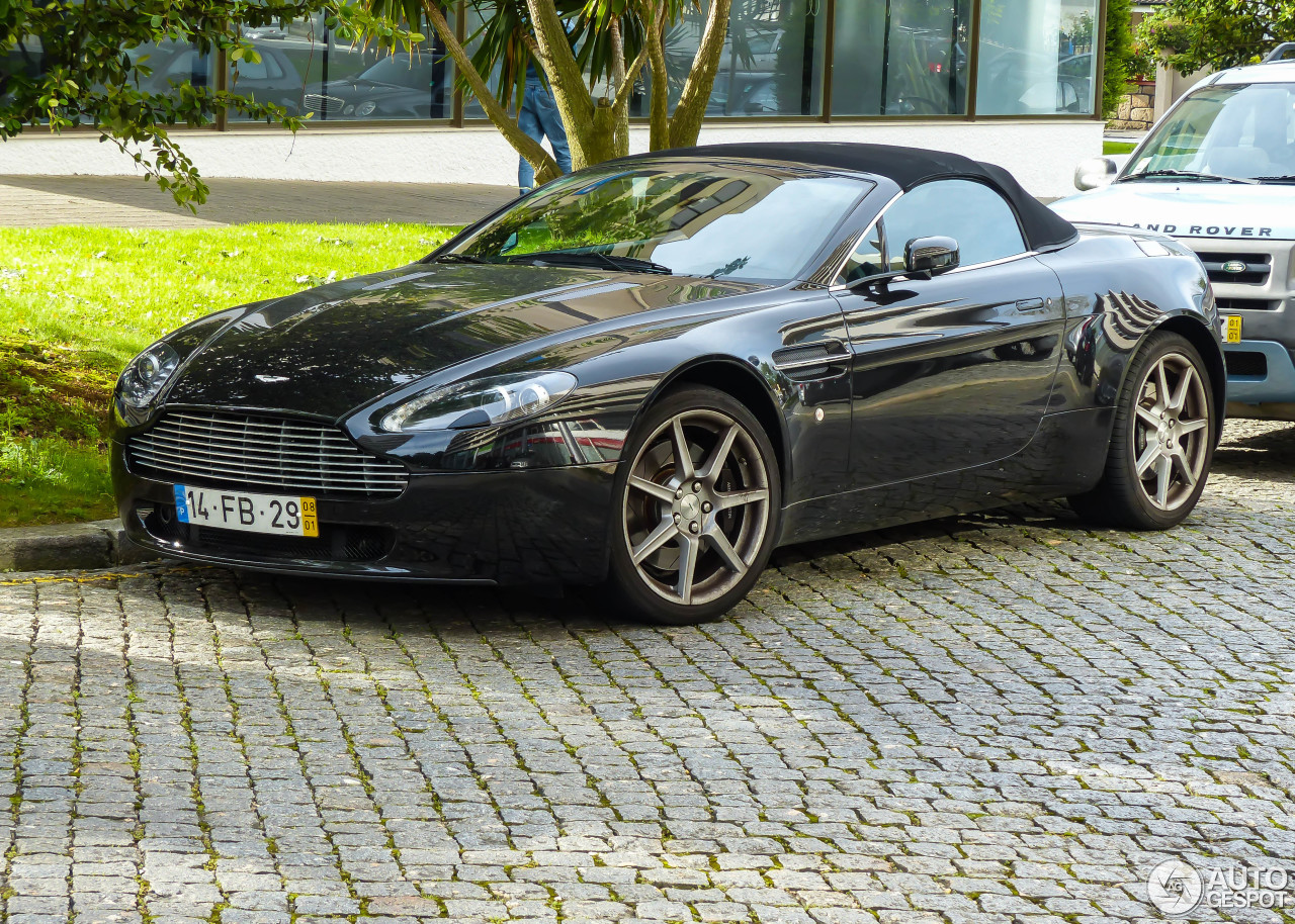 Aston Martin V8 Vantage Roadster