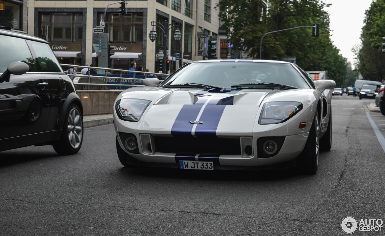 Ford GT