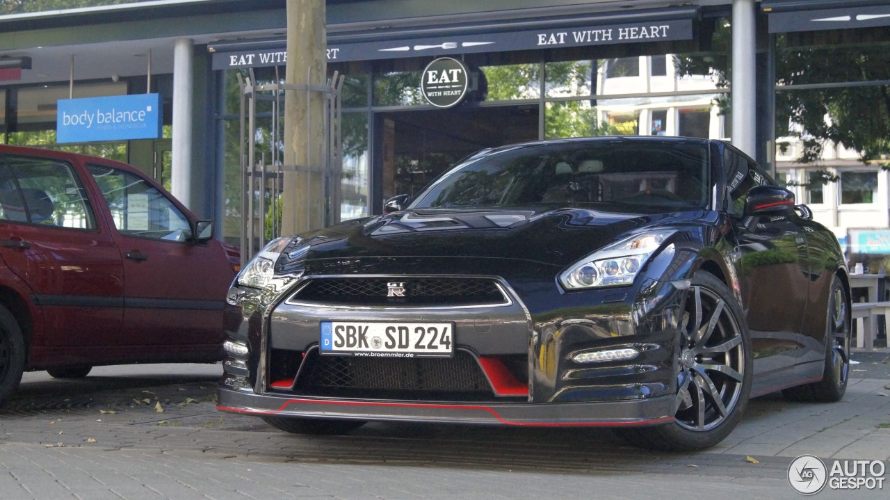 Nissan GT-R 2014