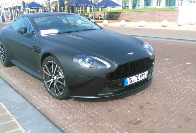 Aston Martin V8 Vantage