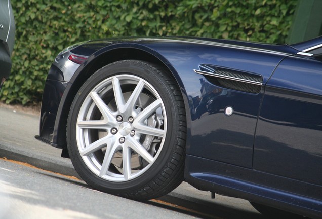 Aston Martin V8 Vantage S Roadster