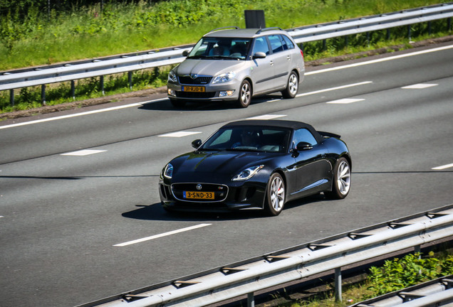 Jaguar F-TYPE S Convertible