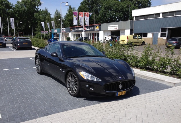 Maserati GranTurismo S Automatic