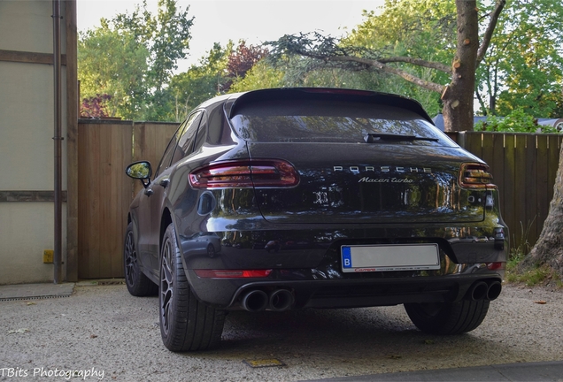 Porsche 95B Macan Turbo