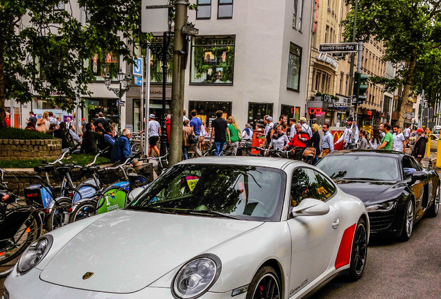 Porsche 997 Carrera GTS