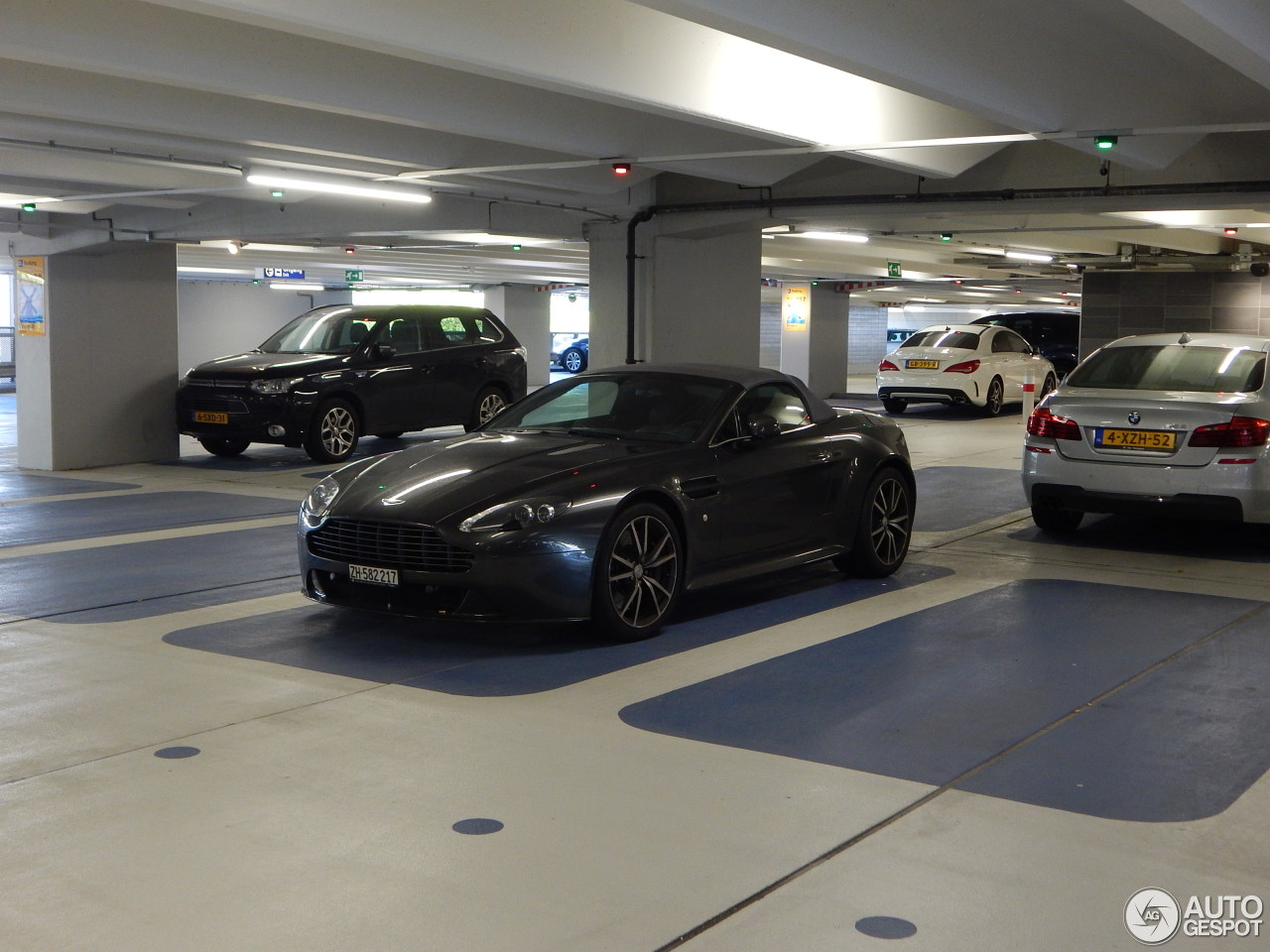 Aston Martin V8 Vantage S Roadster