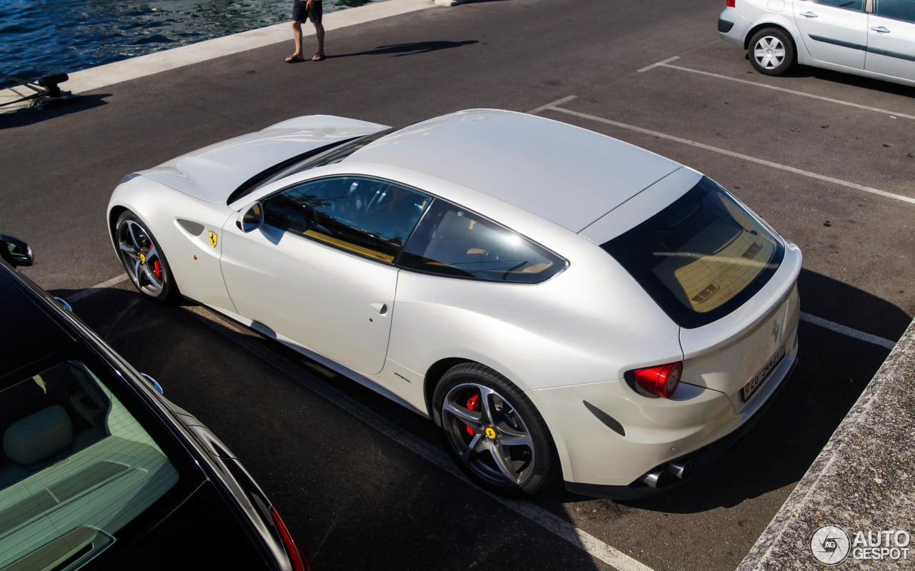 Ferrari FF