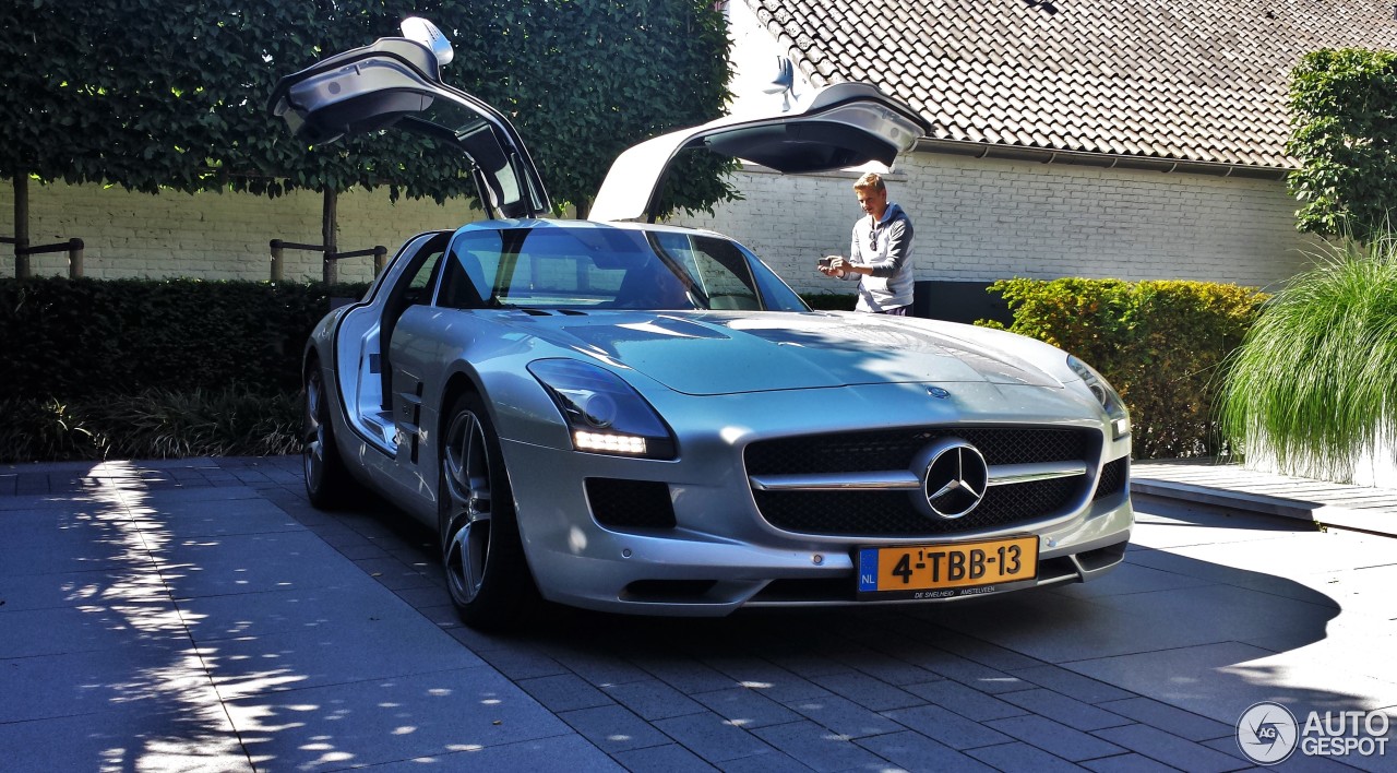 Mercedes-Benz SLS AMG