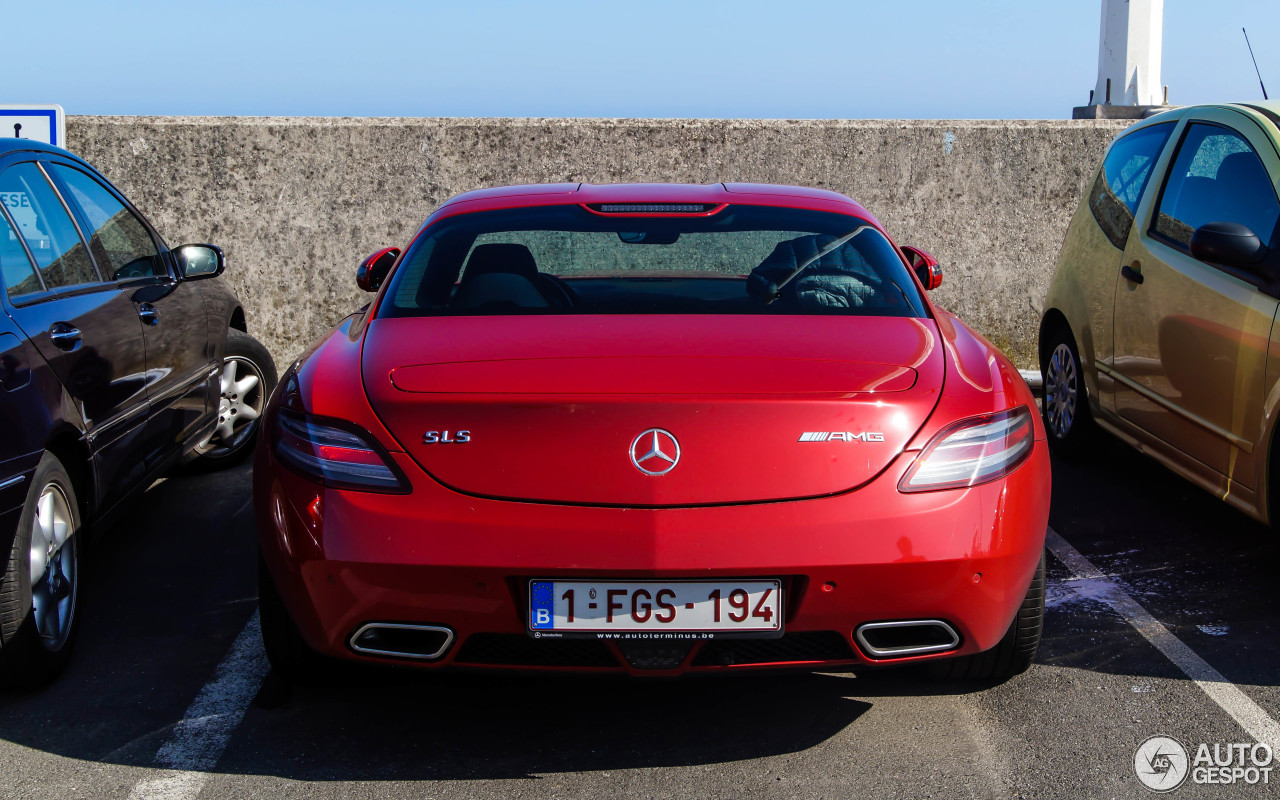 Mercedes-Benz SLS AMG