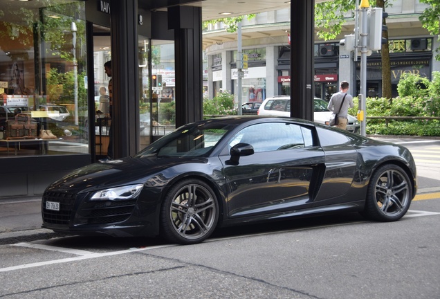 Audi R8 V10