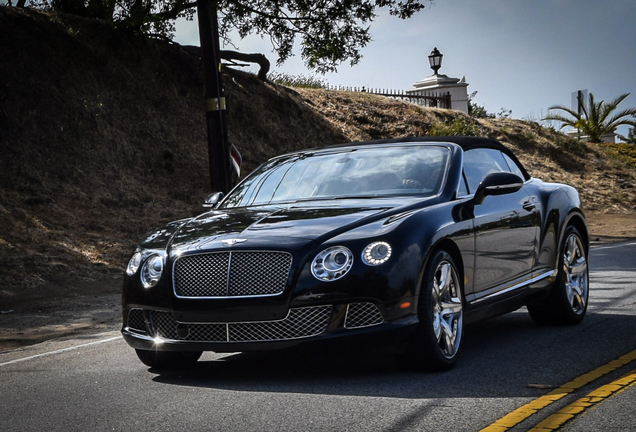 Bentley Continental GTC 2012