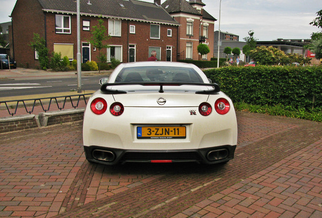 Nissan GT-R SpecV