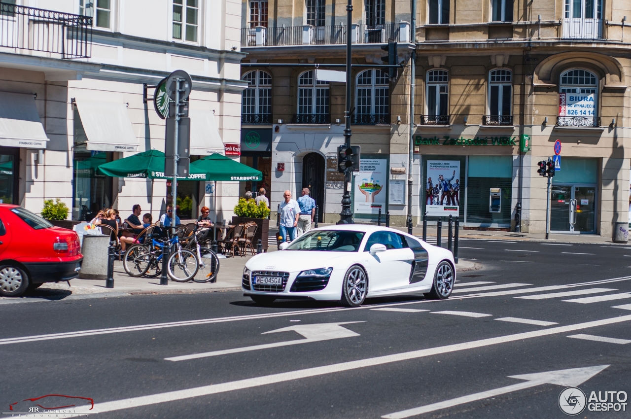 Audi R8 V10