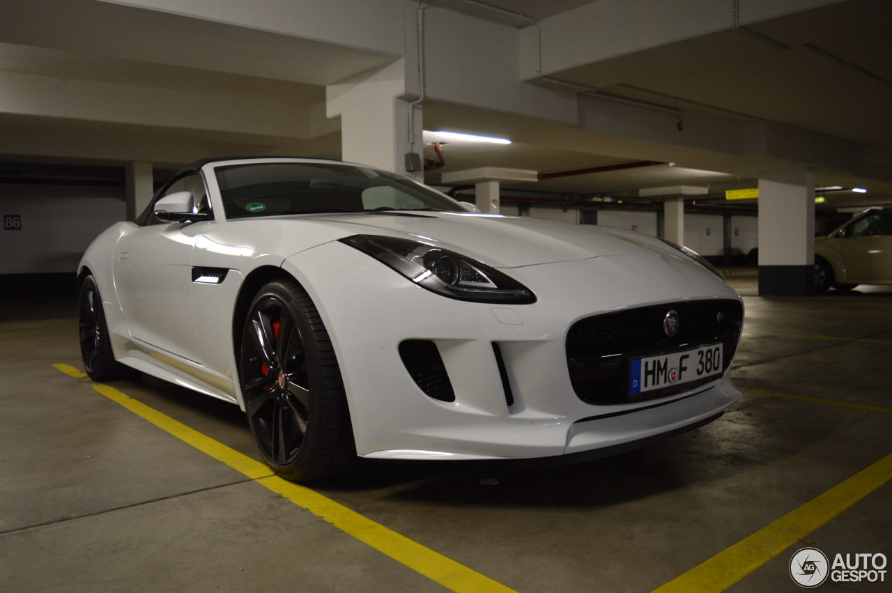 Jaguar F-TYPE S Convertible