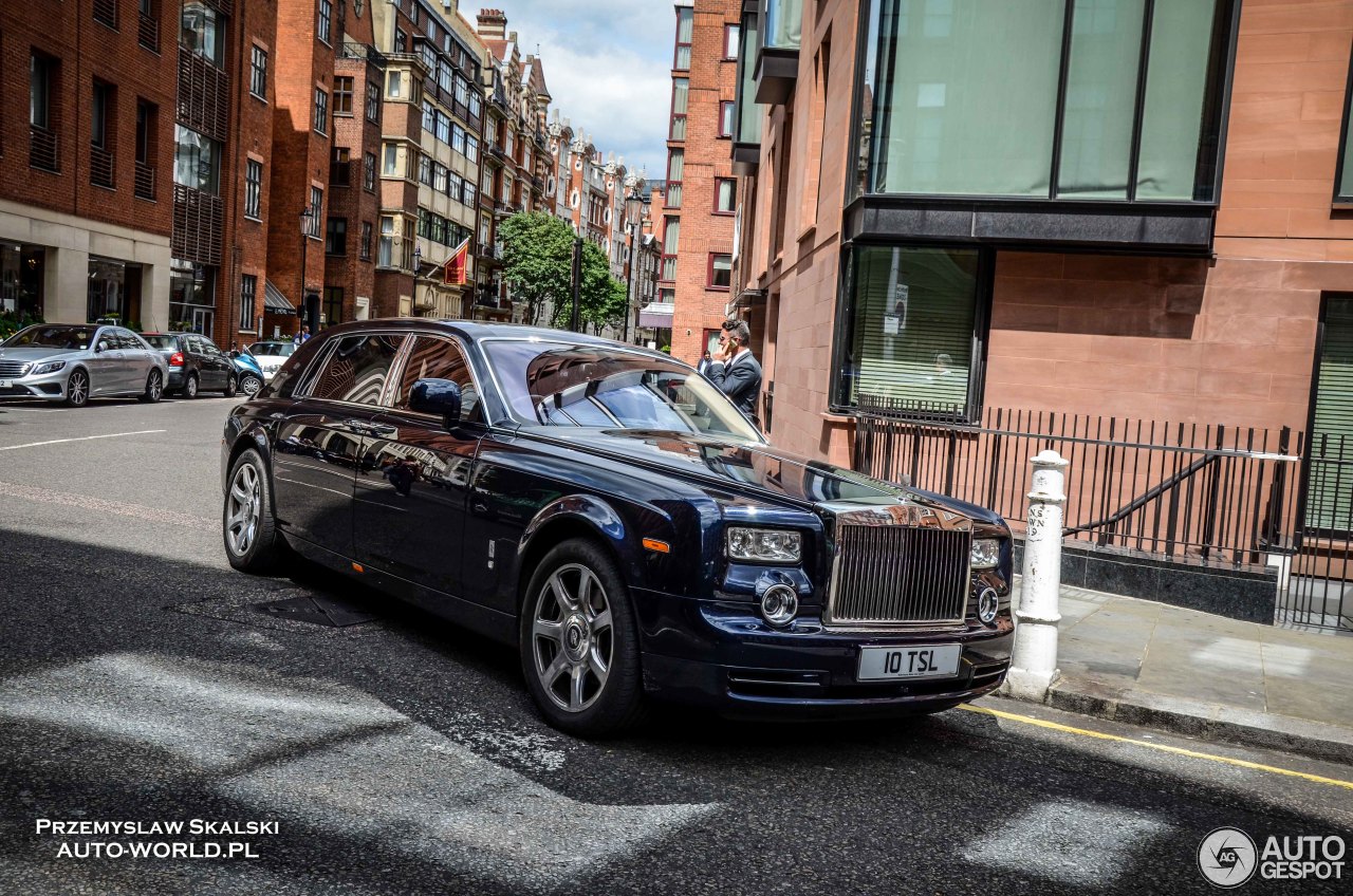 Rolls-Royce Phantom EWB