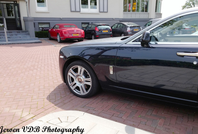 Bentley Continental GTC V8