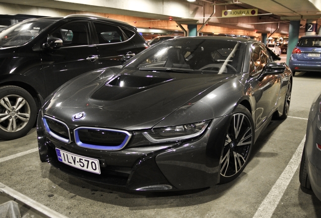 BMW i8