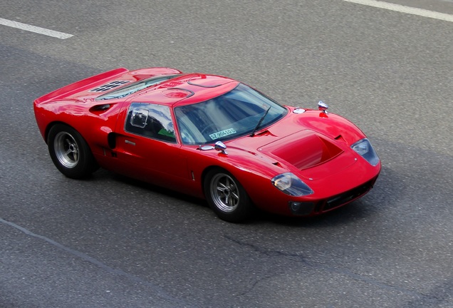 Ford GT40