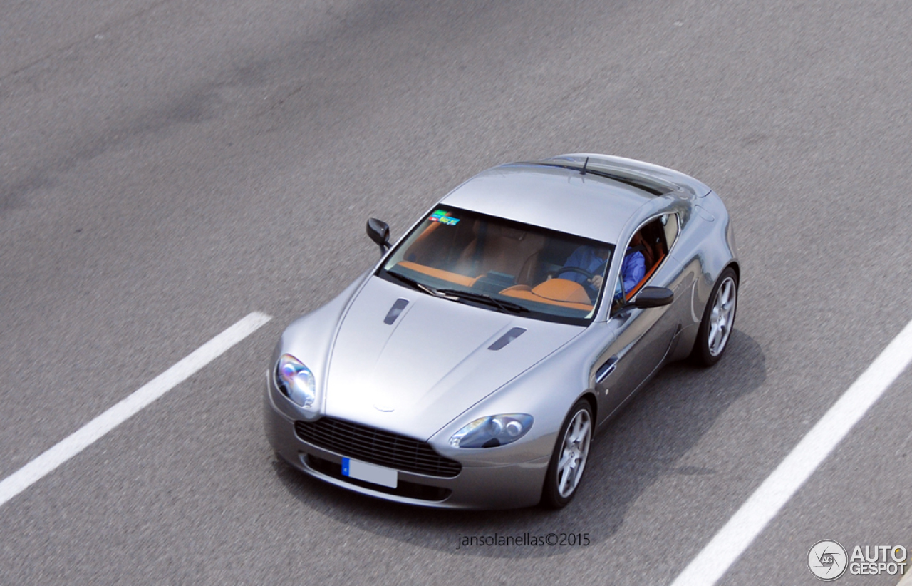 Aston Martin V8 Vantage