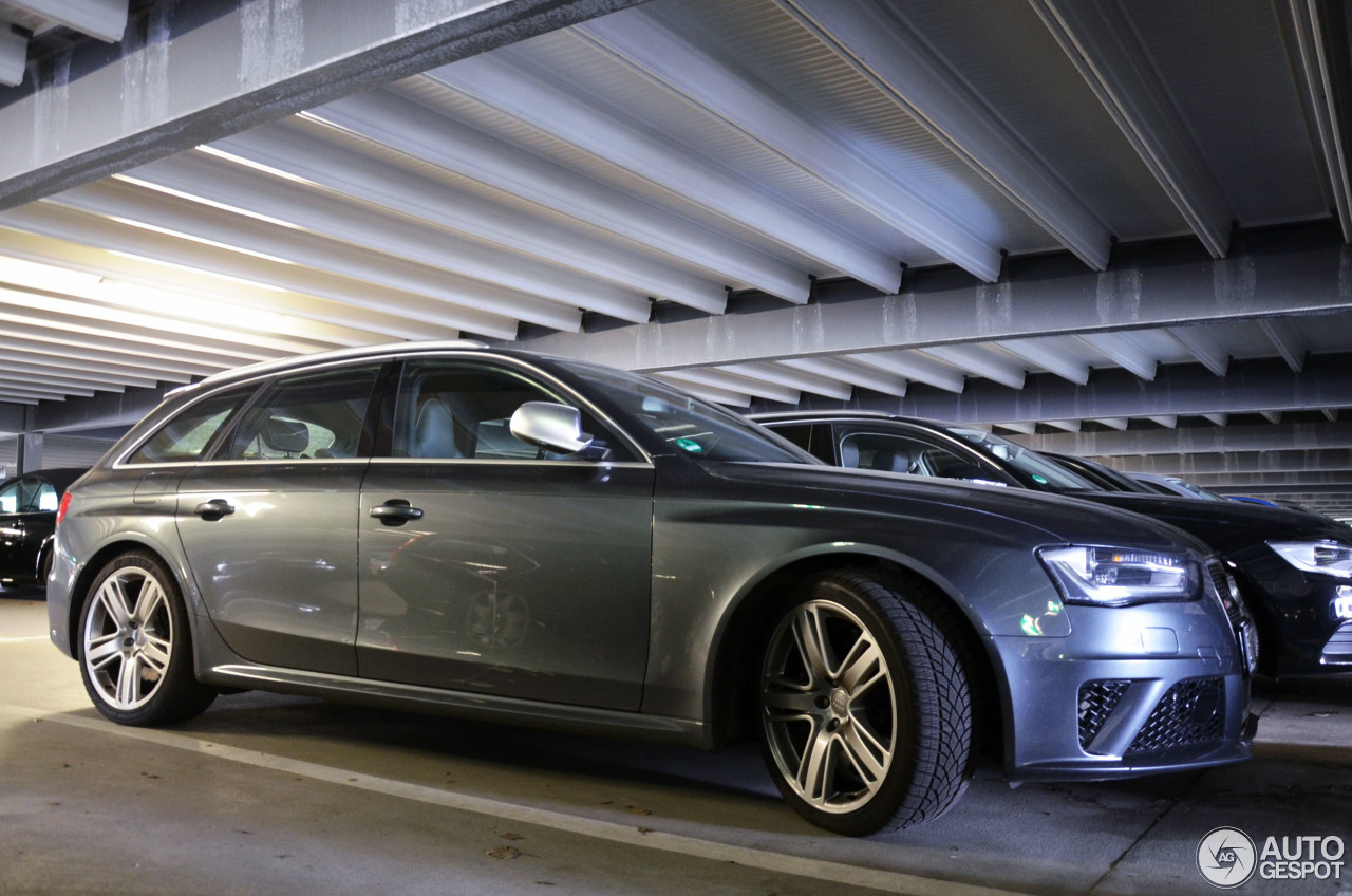 Audi RS4 Avant B8