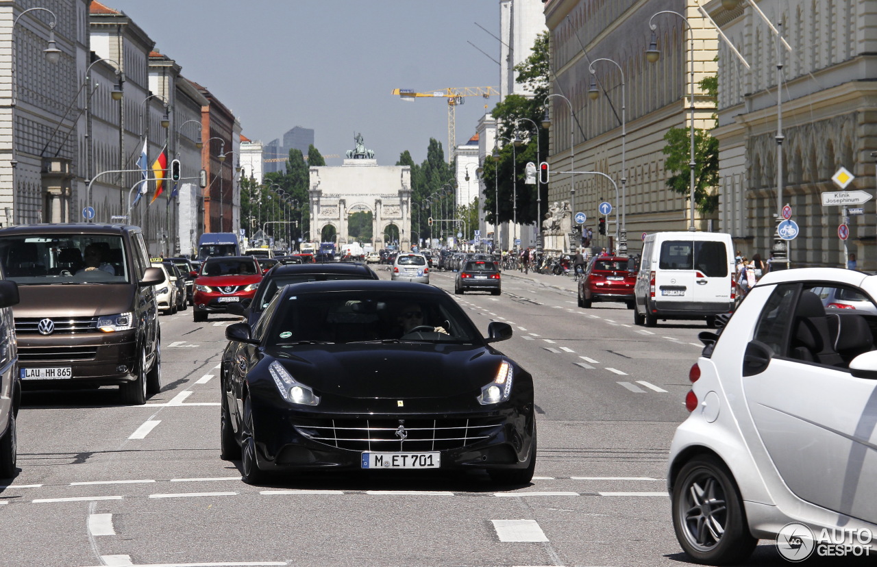 Ferrari FF