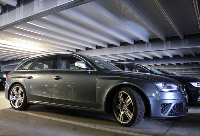 Audi RS4 Avant B8