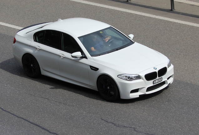 BMW M5 F10 2011