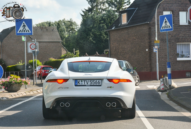 Jaguar F-TYPE R AWD Coupé