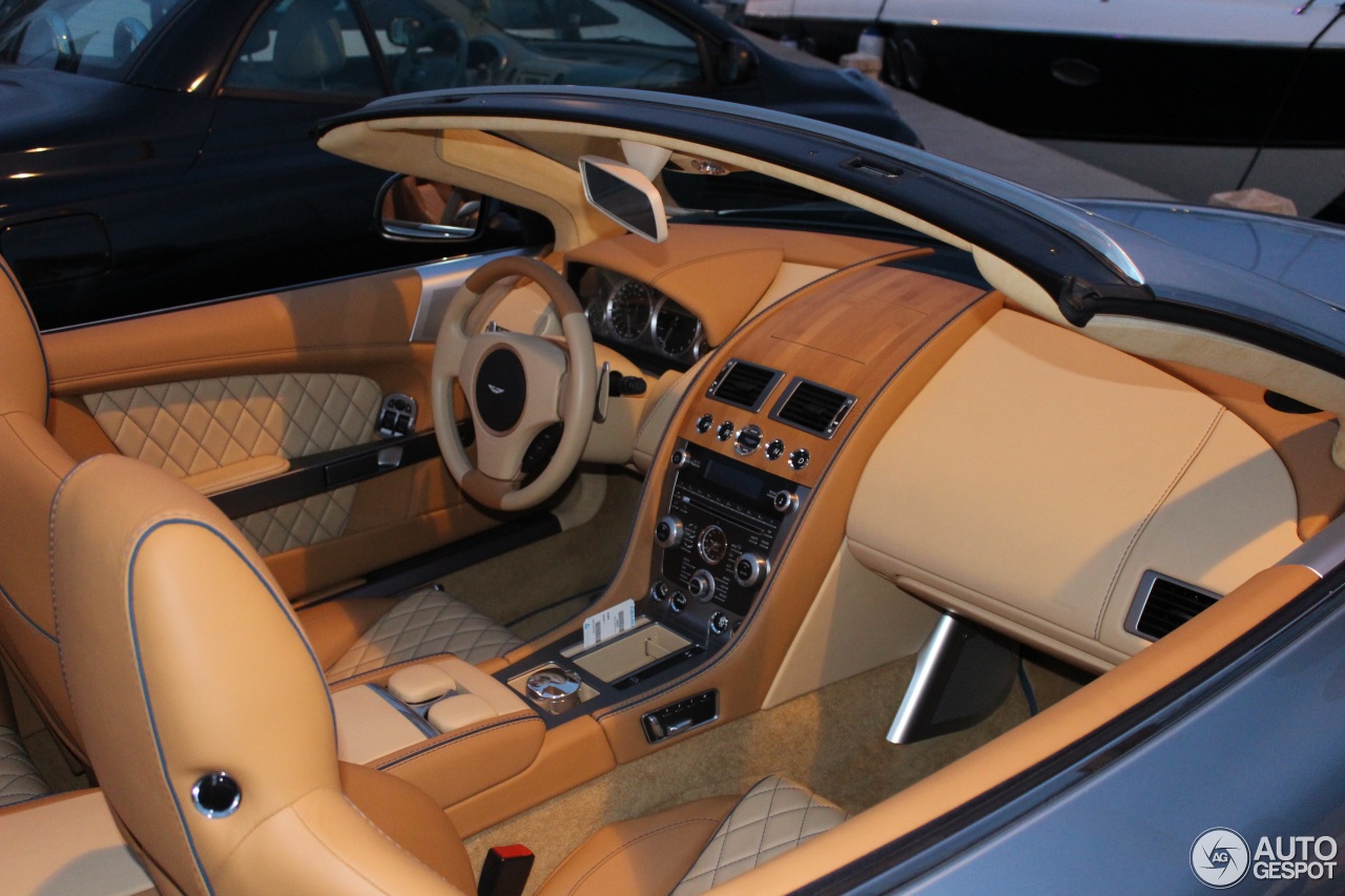 Aston Martin DB9 Volante 2013