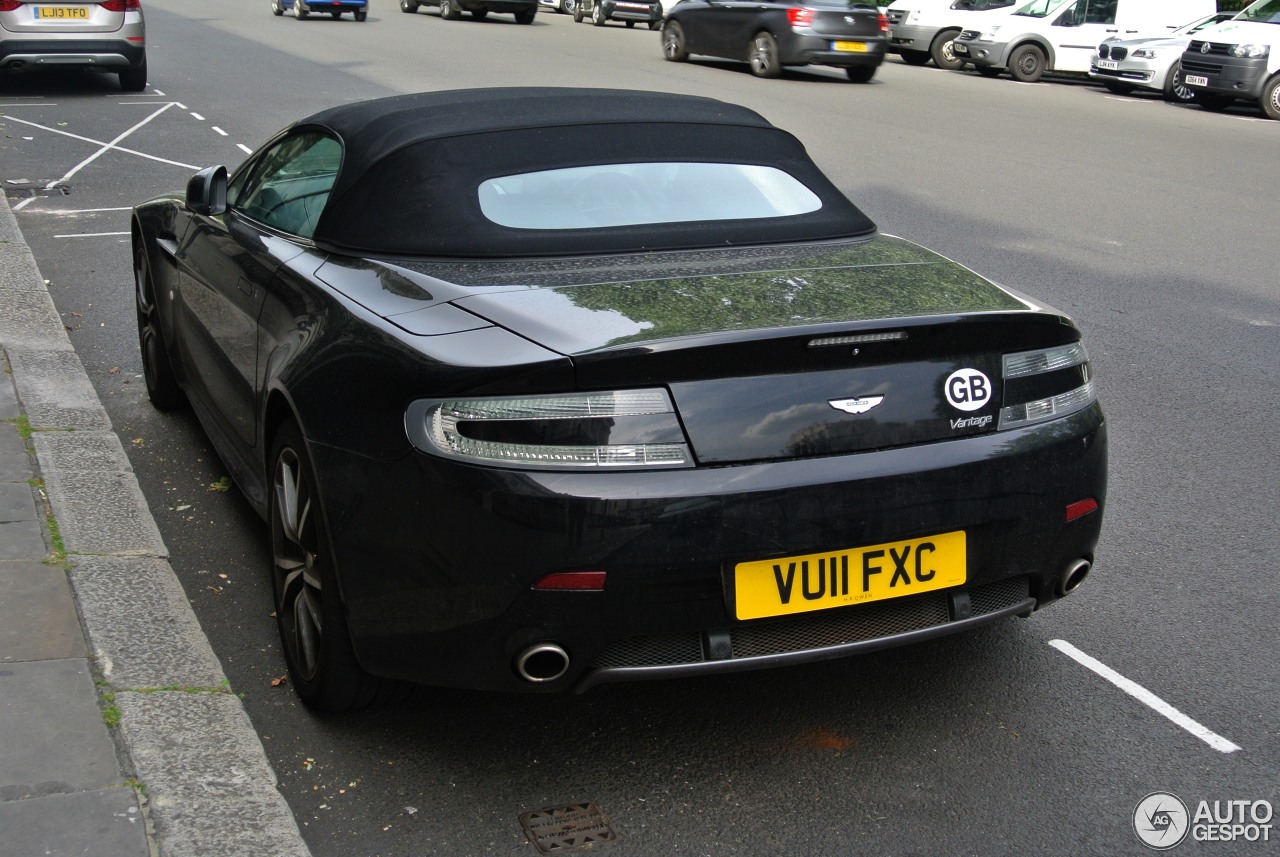 Aston Martin V8 Vantage Roadster