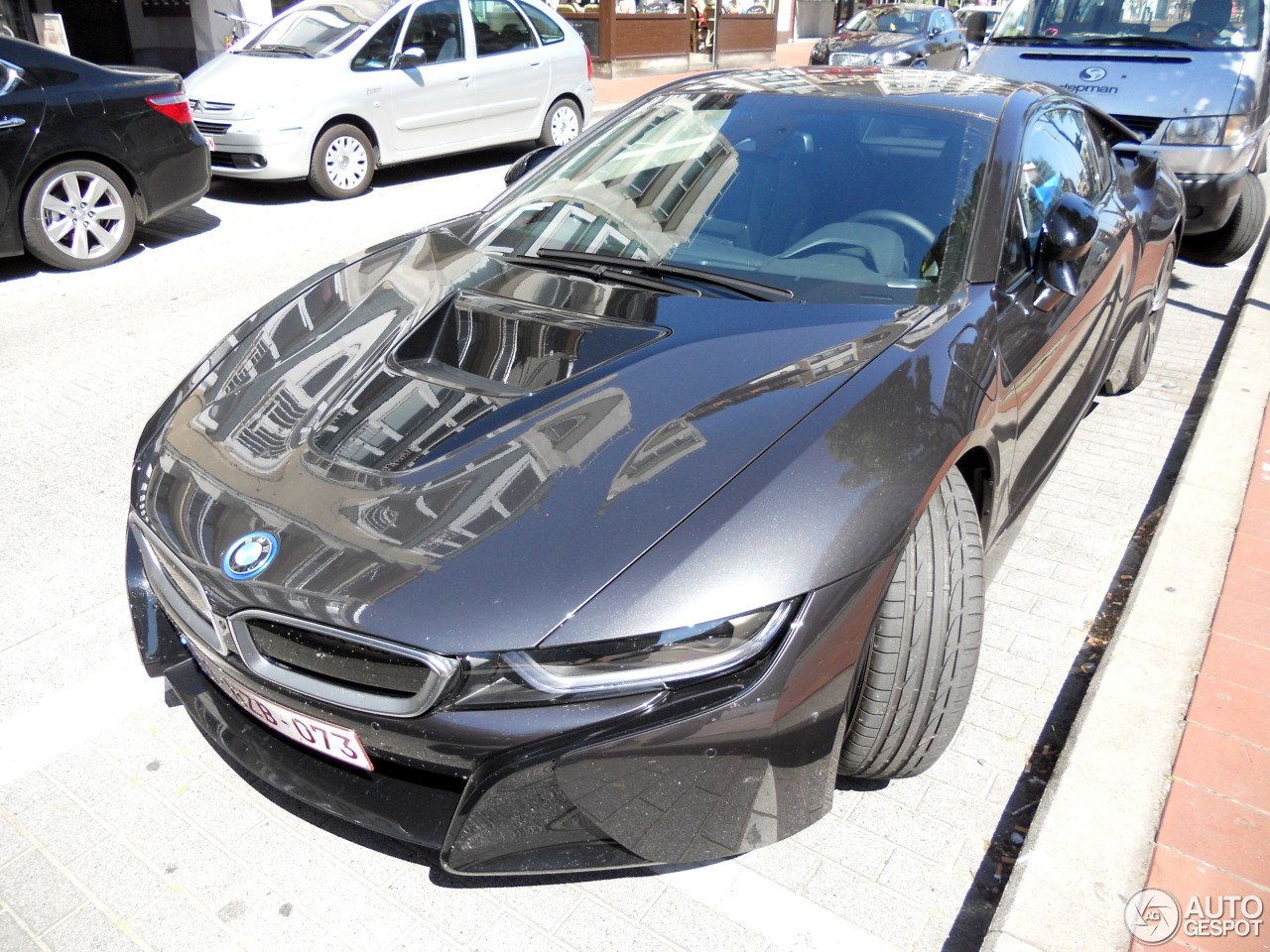 BMW i8